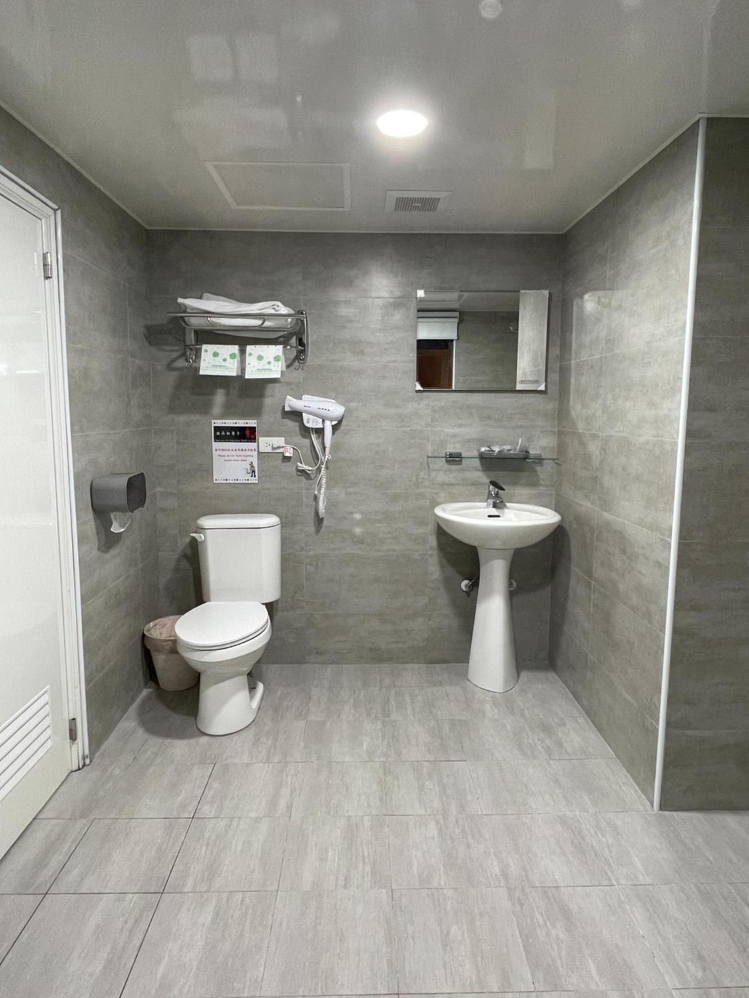 溫情自助旅店 Hotell Taoyuan Exteriör bild
